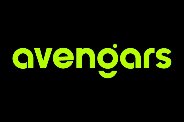 Avengars Free Modern Chic Typeface