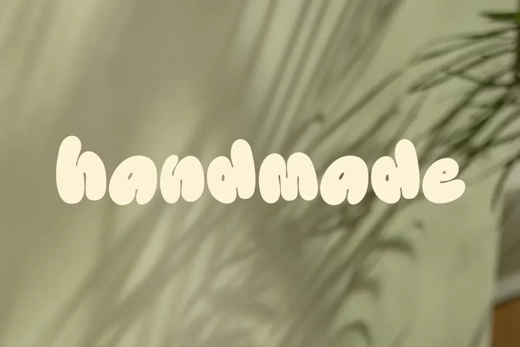 Kooky Cloud Free Unique Bold Bubble Font